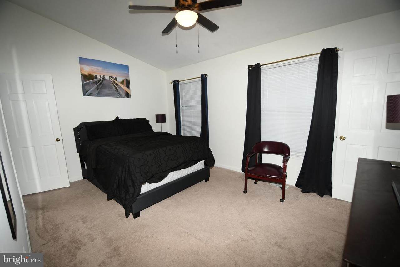 10428 Storch Turn - Photo 1