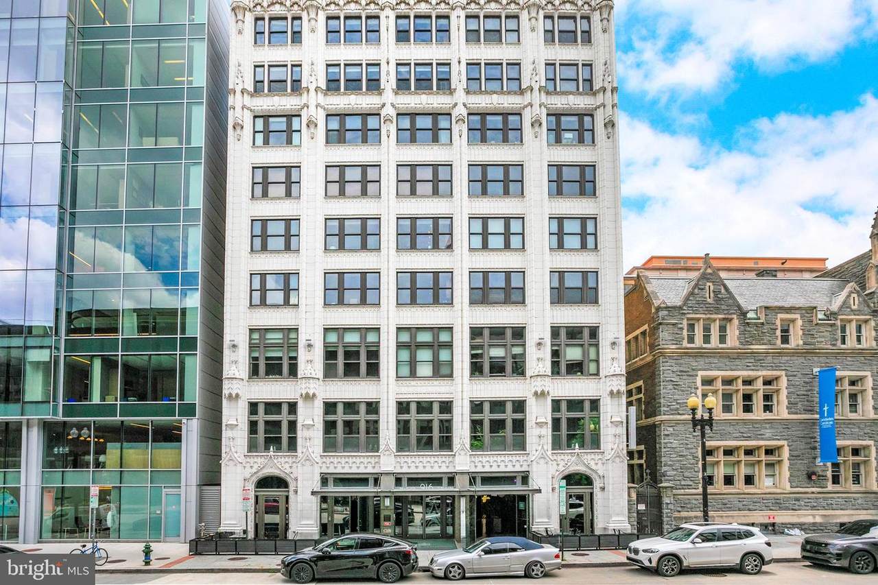 916 G Street - Photo 1