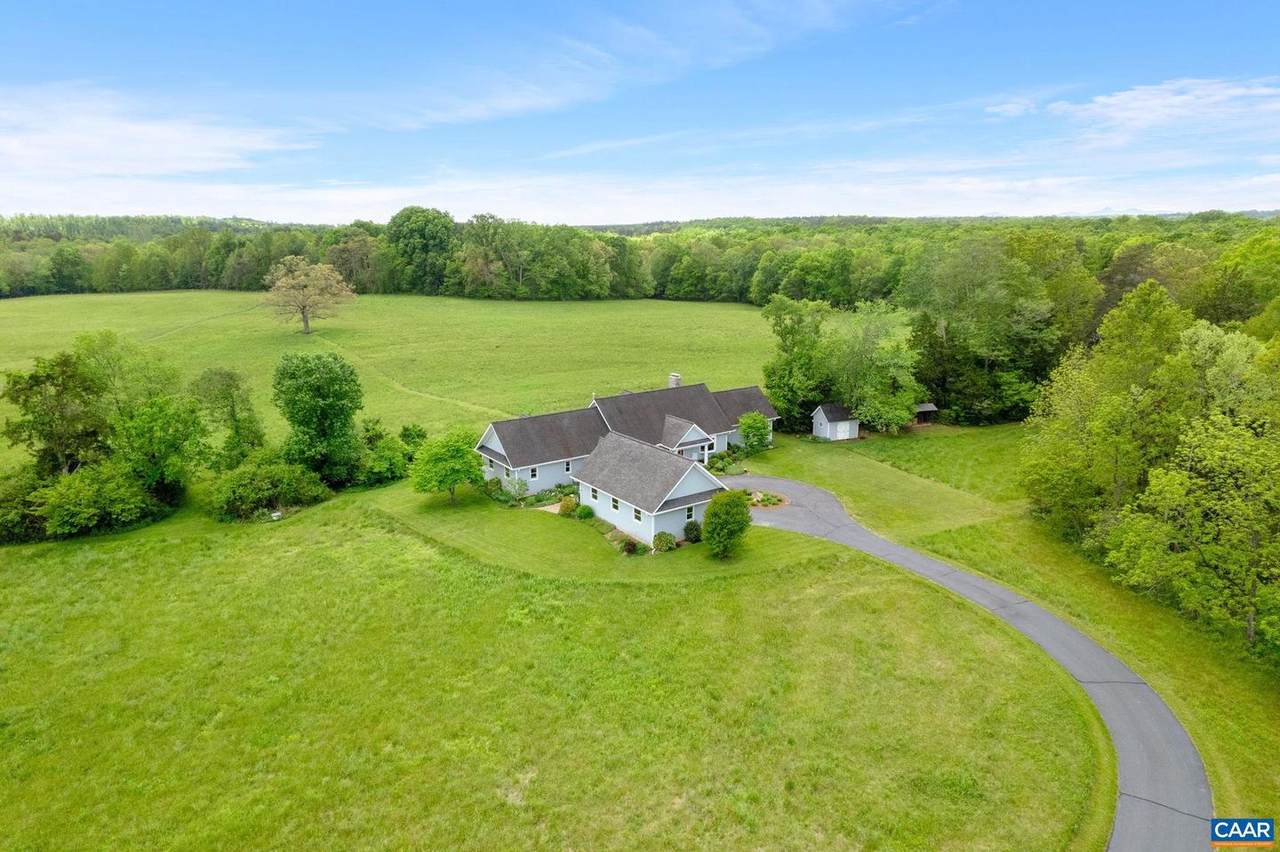 6670 Scottsville Rd - Photo 1