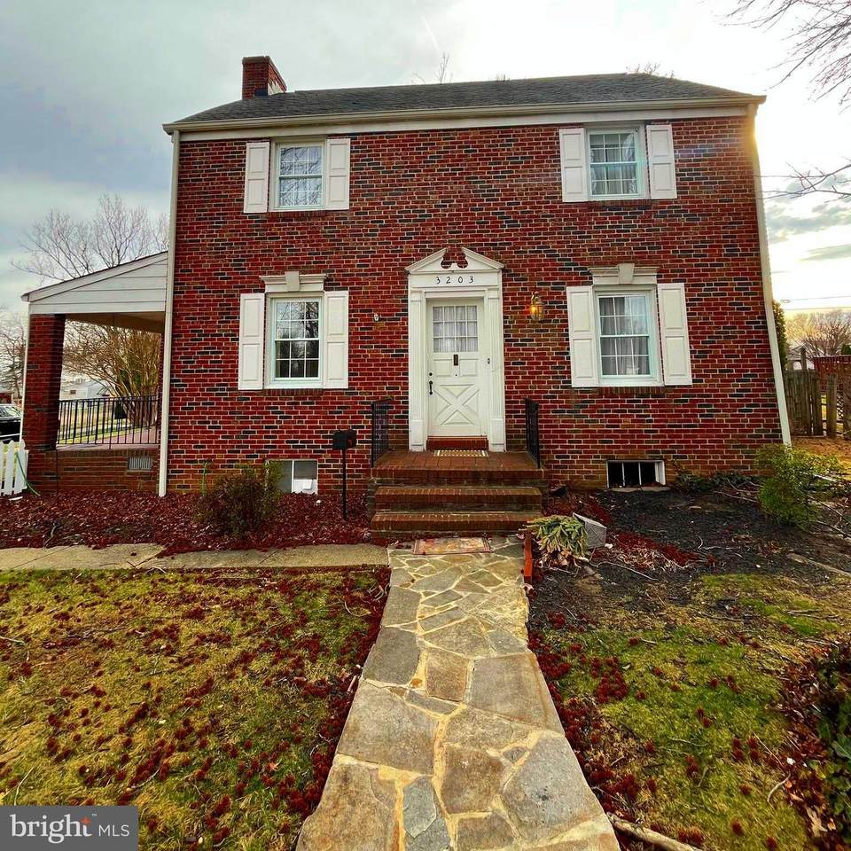 3203 Glendale Avenue - Photo 1