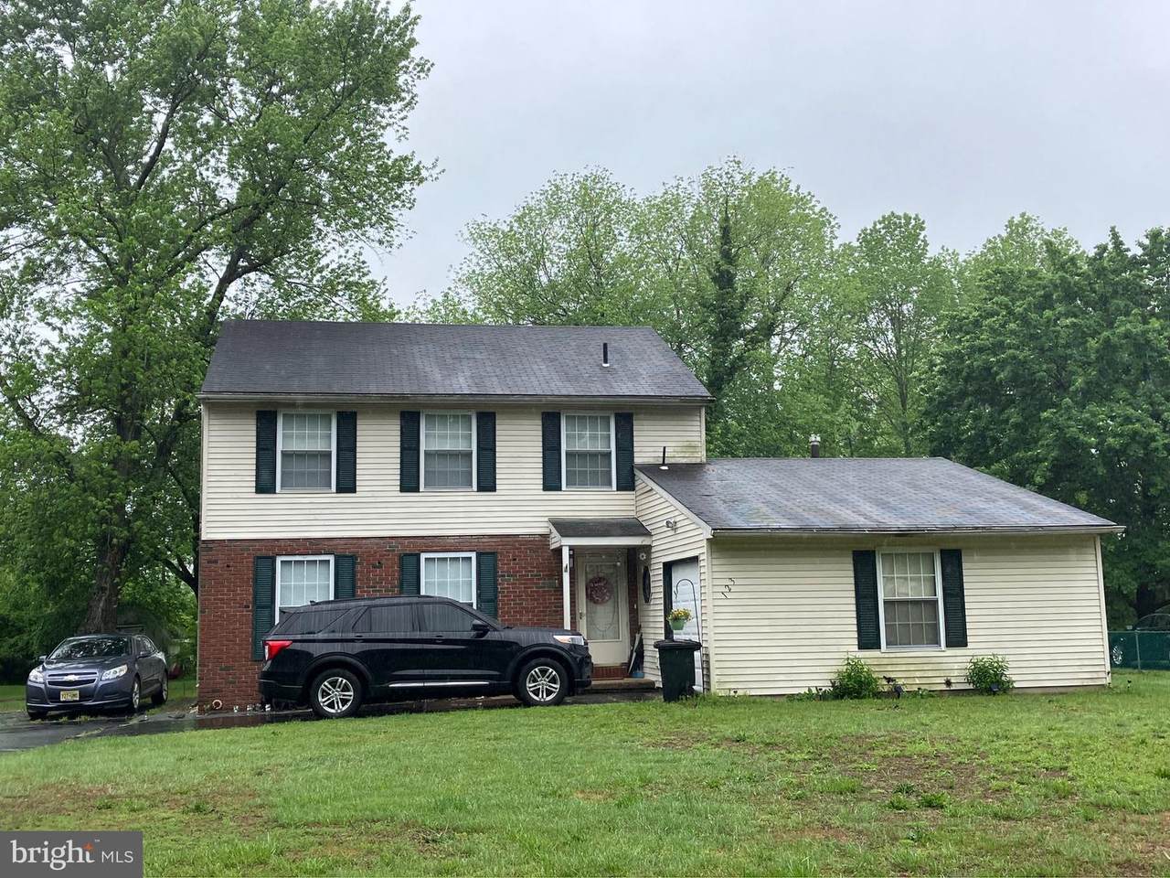 123 Oak Pines Boulevard - Photo 1