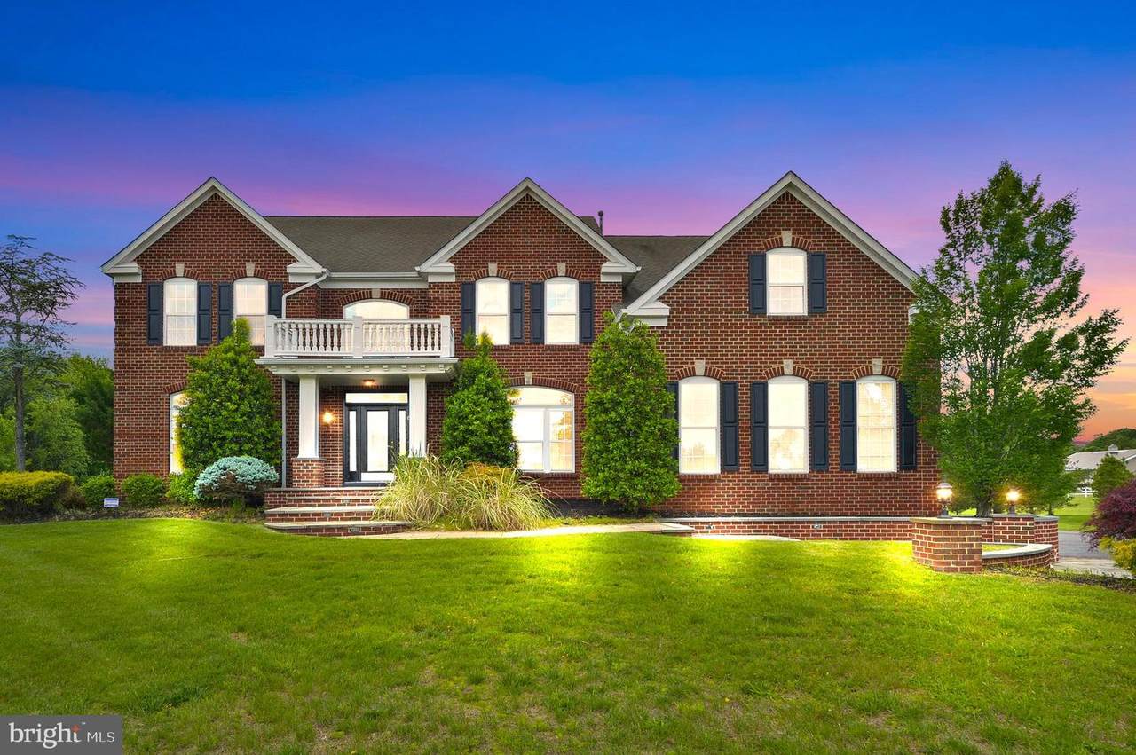 6 Applewood Court - Photo 1