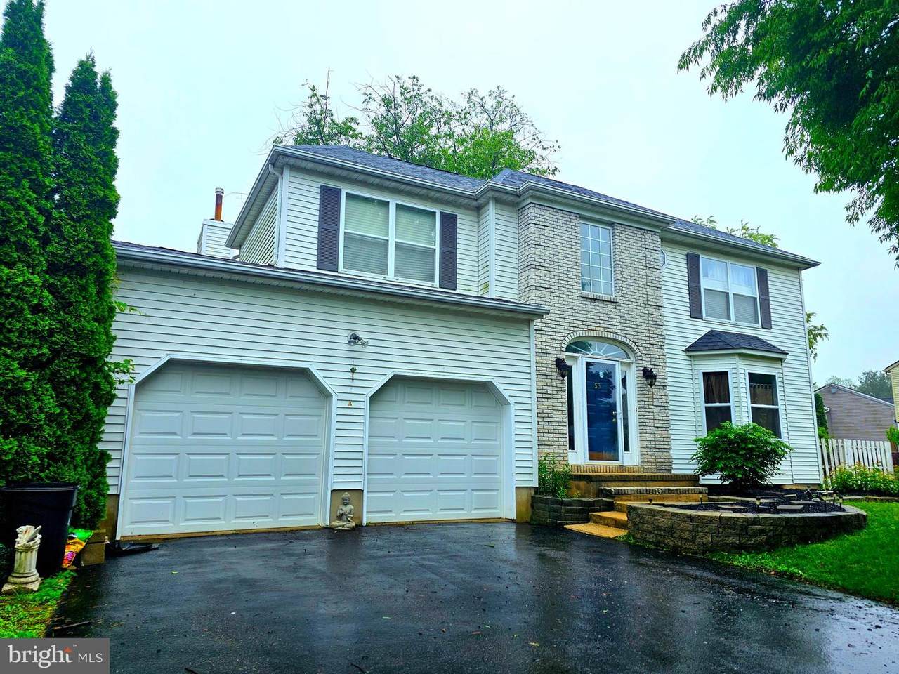 53 Perilli Drive - Photo 1