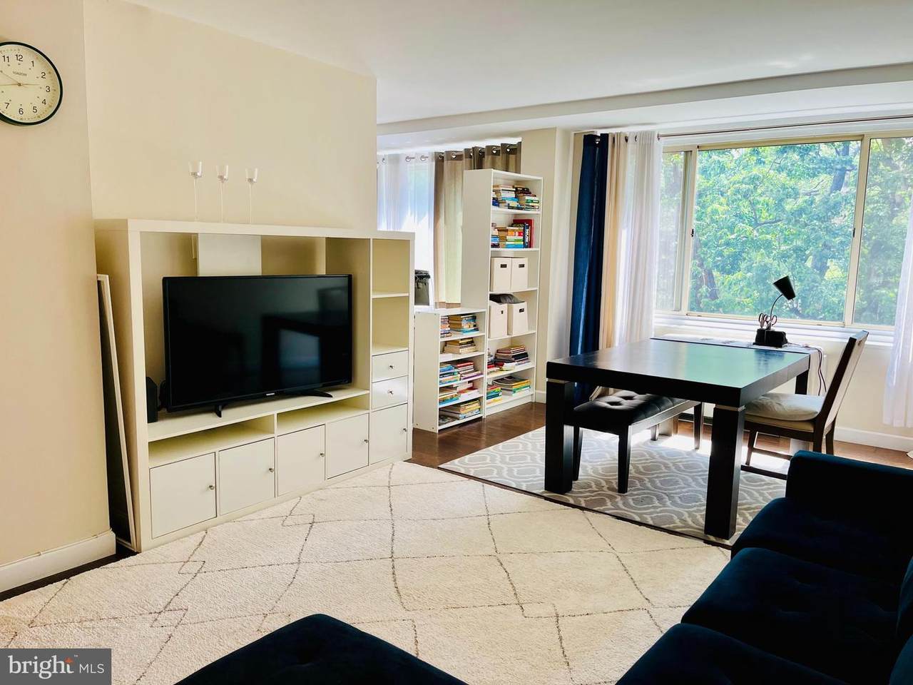4000 Tunlaw Road - Photo 1