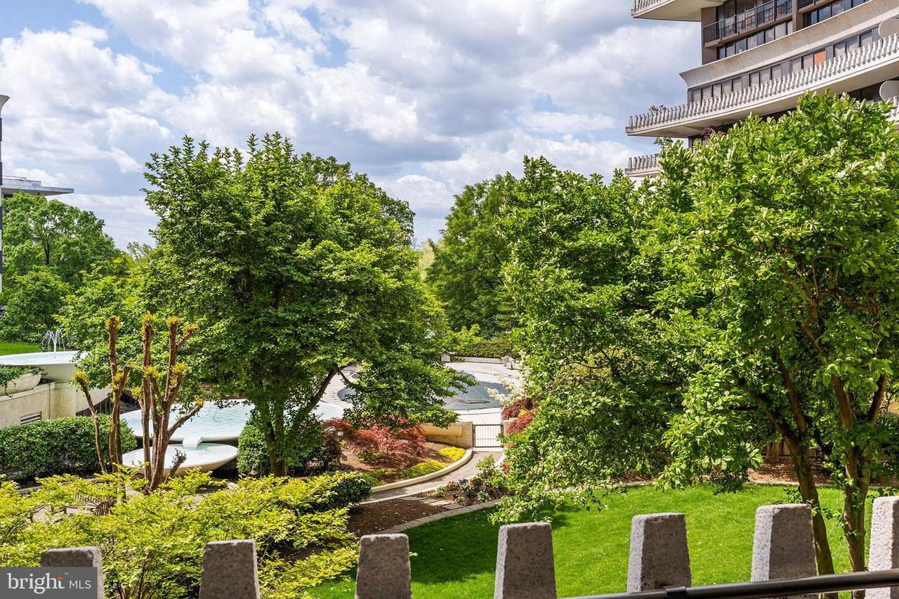 700 New Hampshire Avenue - Photo 1
