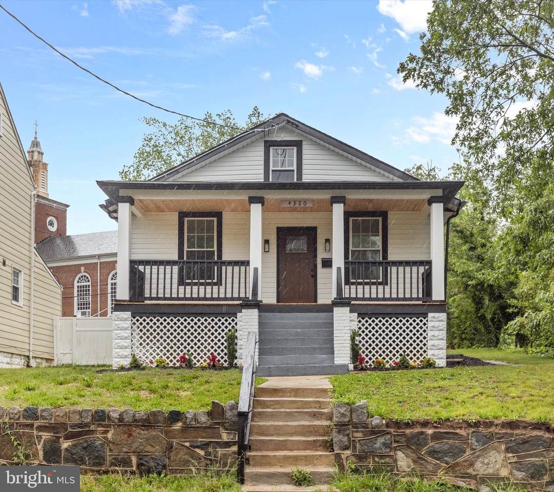 4320 Burns Street - Photo 1