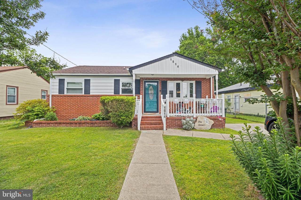 1014 Rowe Street - Photo 1