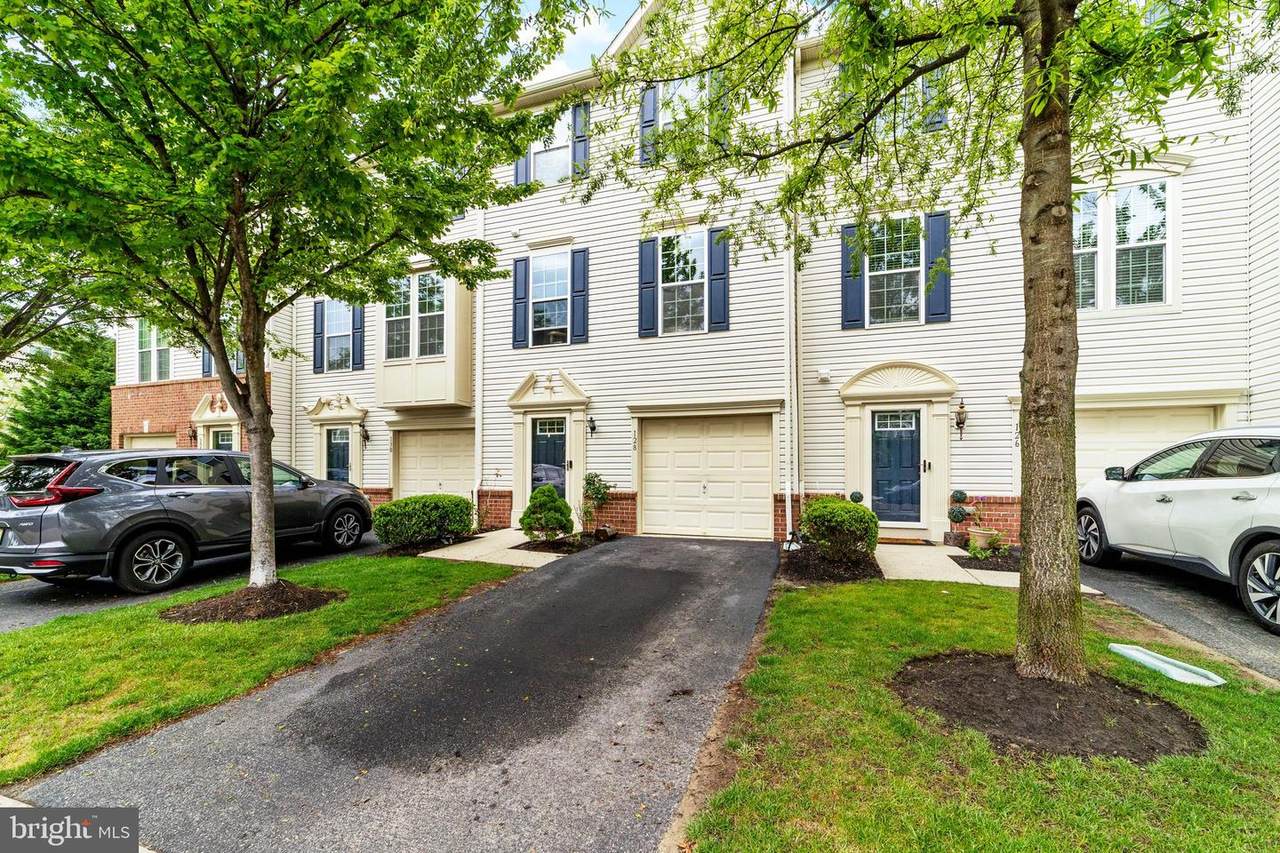 128 Michele Way - Photo 1