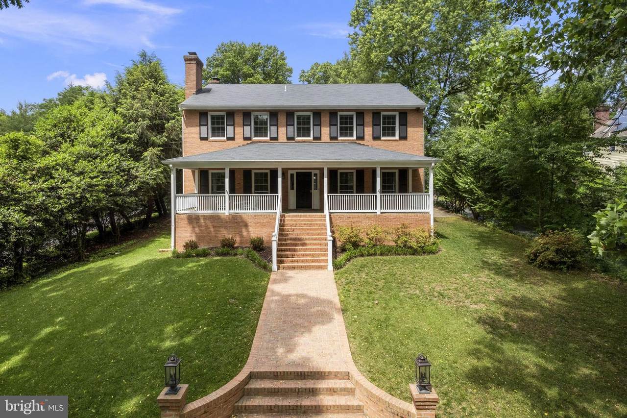 6916 Seven Locks Road - Photo 1