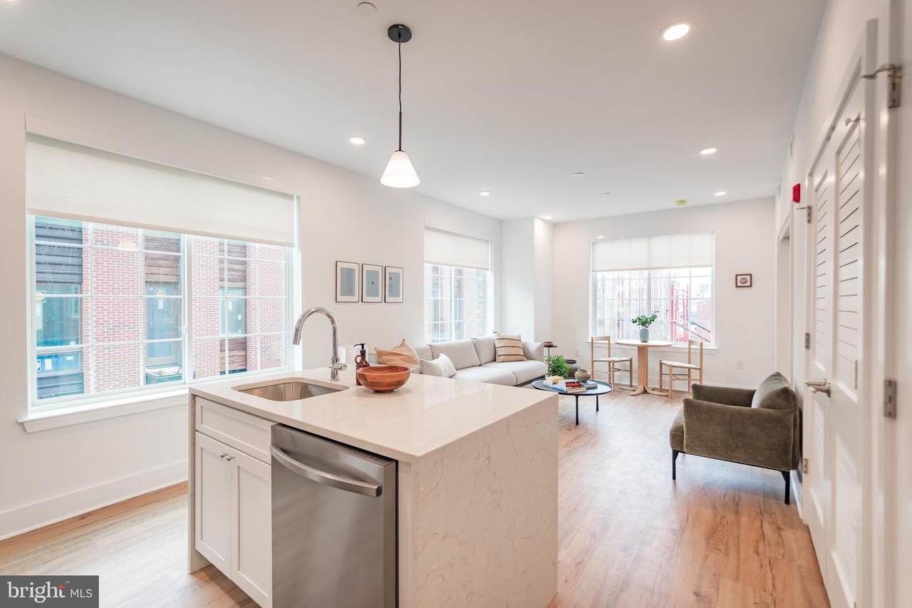 2101 Washington Ave - Photo 1