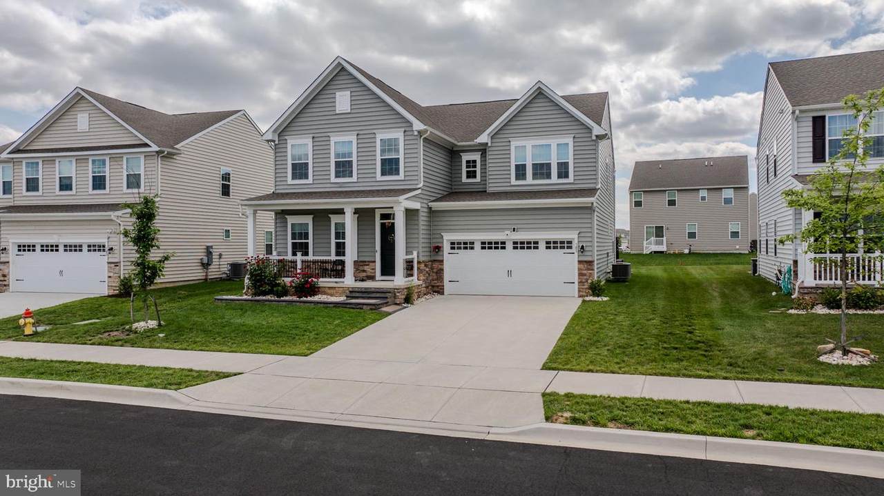 185 Tywyn Drive - Photo 1