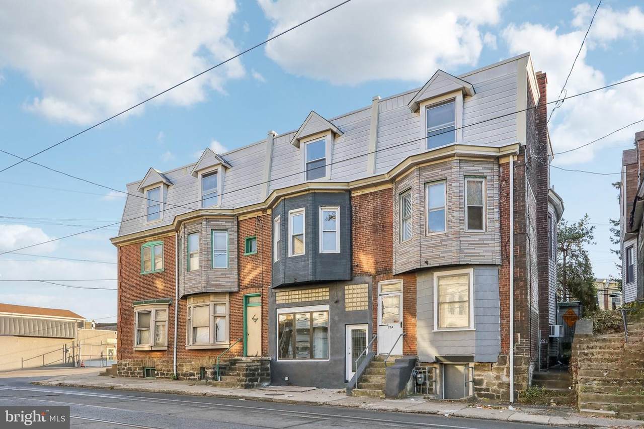 702 Main Street - Photo 1