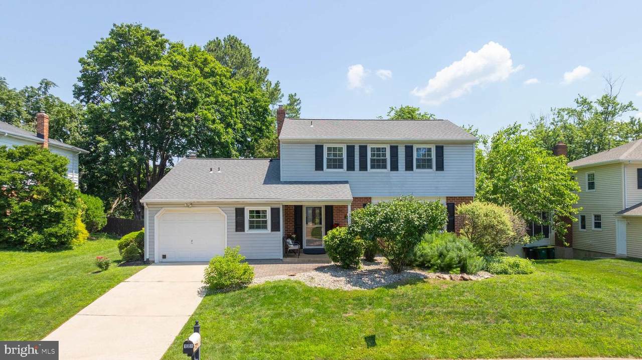 121 Decker Drive - Photo 1