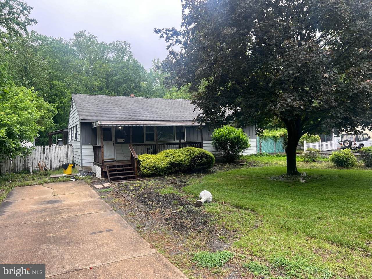 316 Wallace Avenue - Photo 1