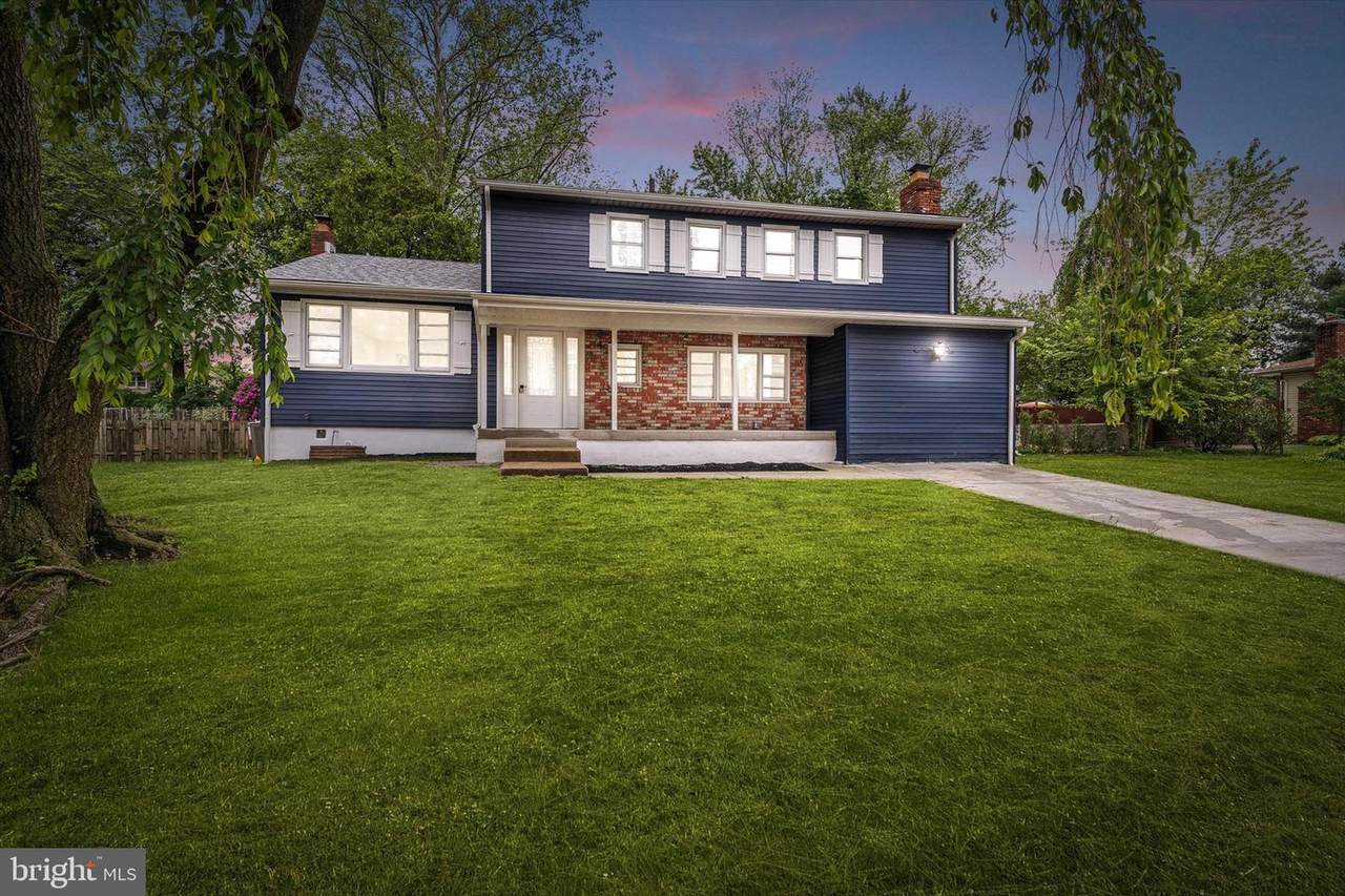 213 Elton Avenue - Photo 1