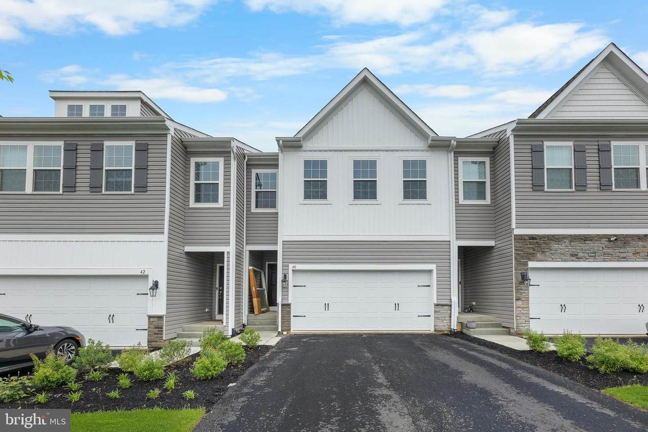40 Marion Avenue - Photo 1