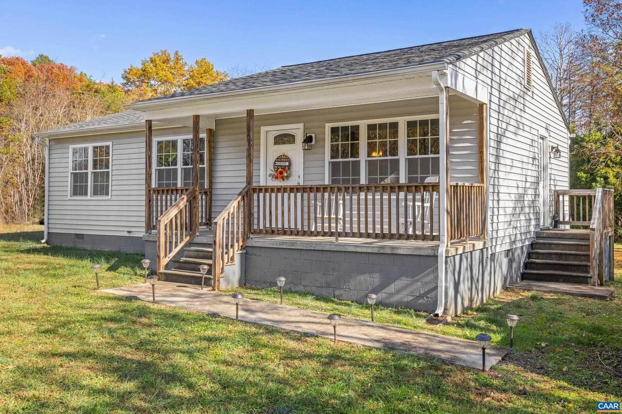 104 Briar Hook Rd - Photo 1