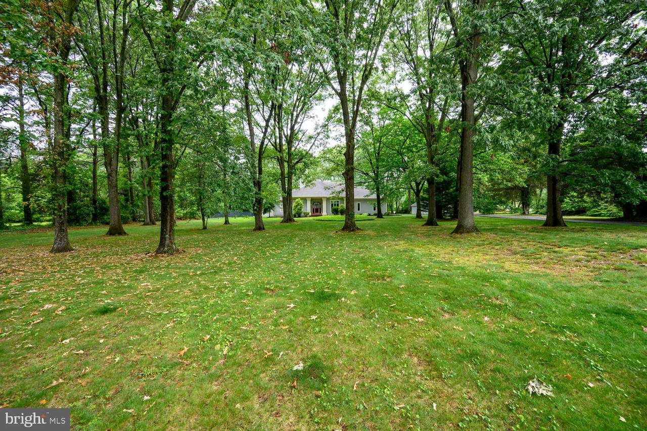 8320 Ingleton Circle - Photo 1