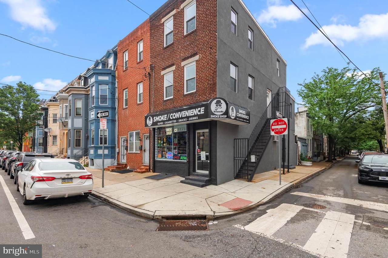 755 22ND Street - Photo 1