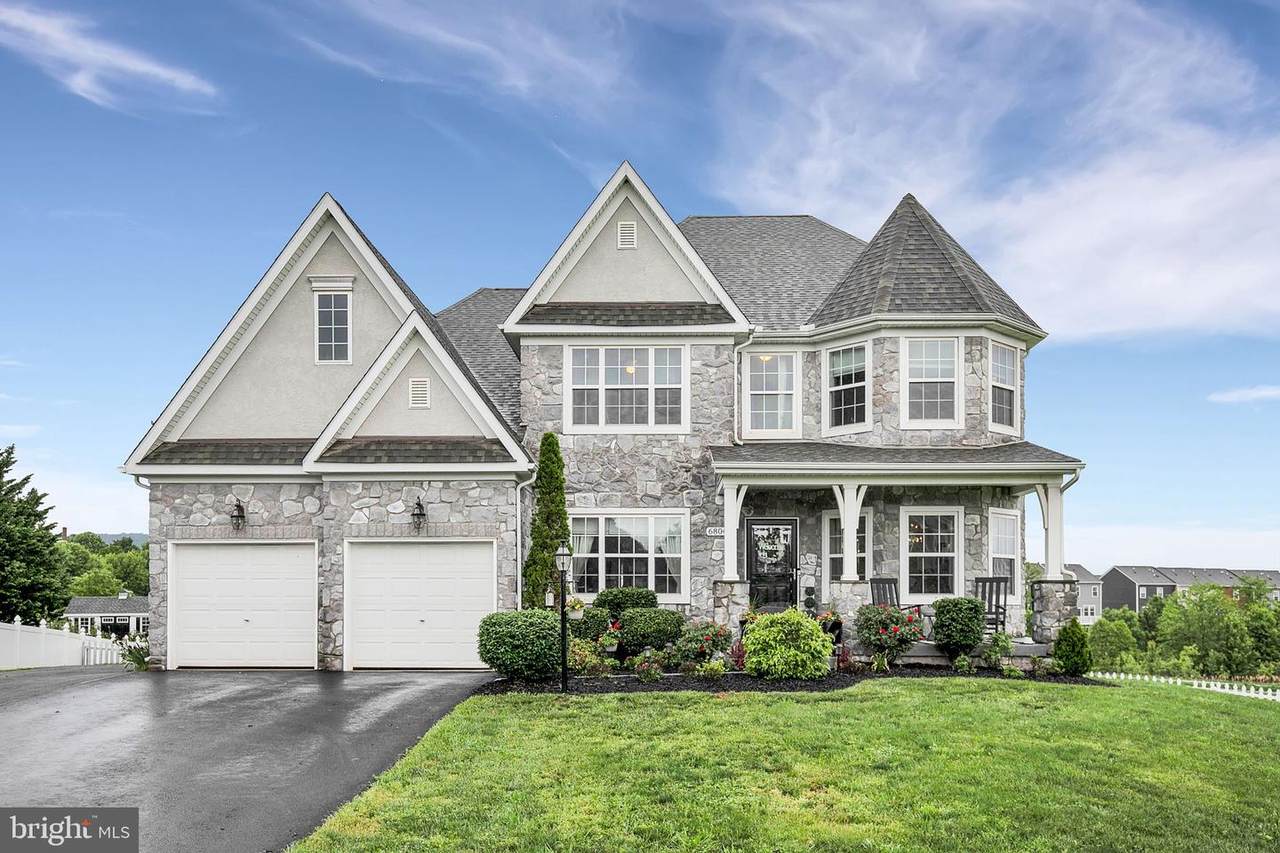 6804 Hawes Court - Photo 1