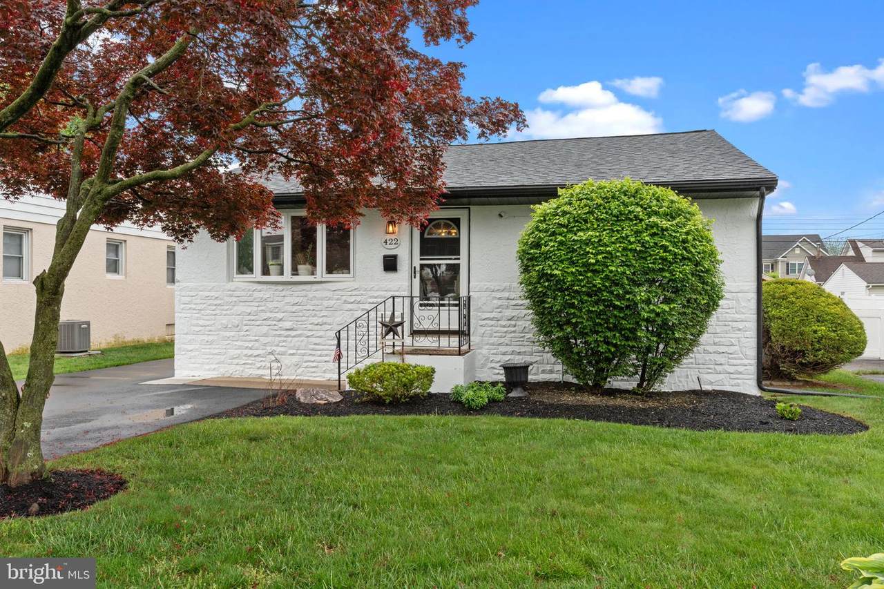 422 Jefferson Avenue - Photo 1