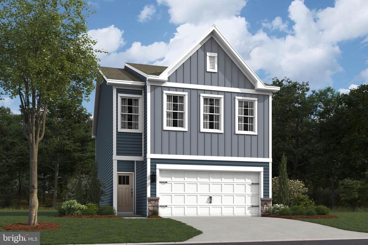 17 10TH Street - Photo 1