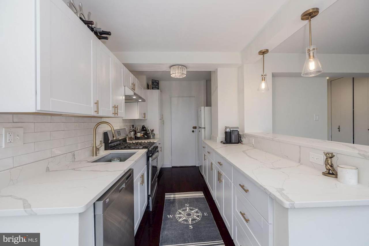 4201 Cathedral Avenue - Photo 1