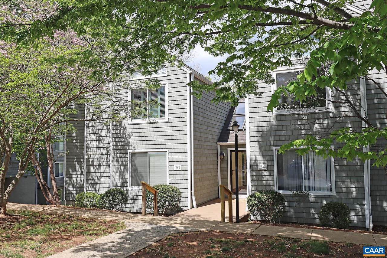 1242 Clifden Greene - Photo 1