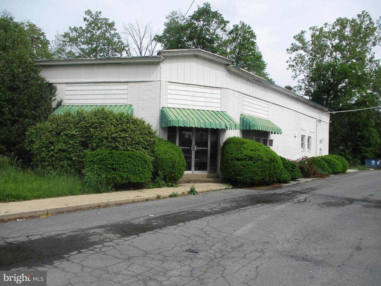 3 Spring Valley Road - Photo 1