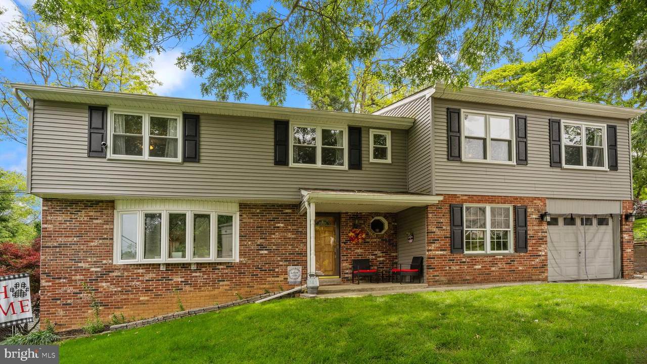 141 Woodbine Avenue - Photo 1
