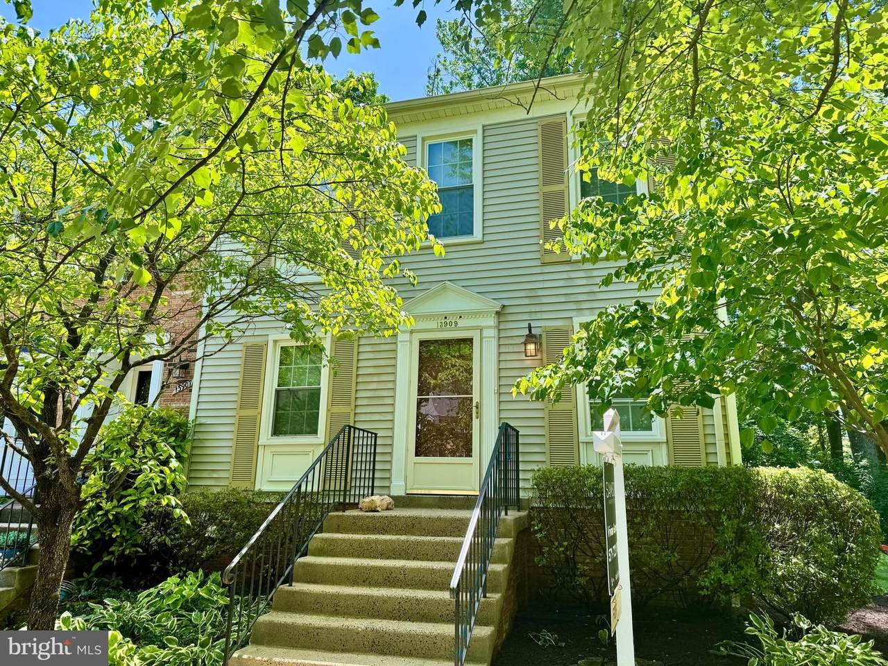 13909 Woods Run Court - Photo 1