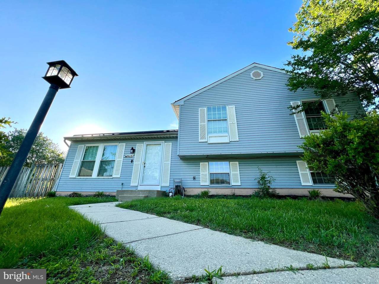 2015 Mapleleaf Place - Photo 1