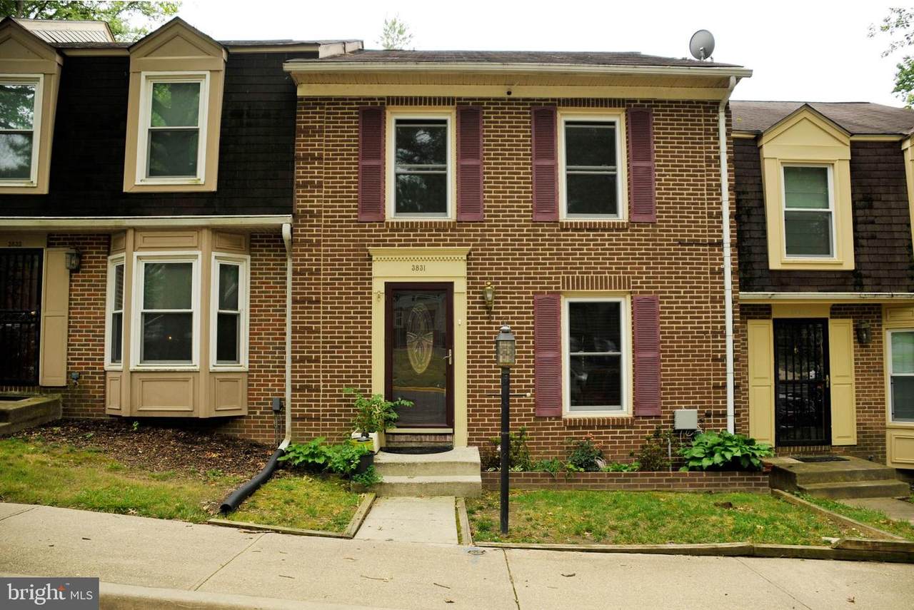 3831 Gateway Terrace - Photo 1