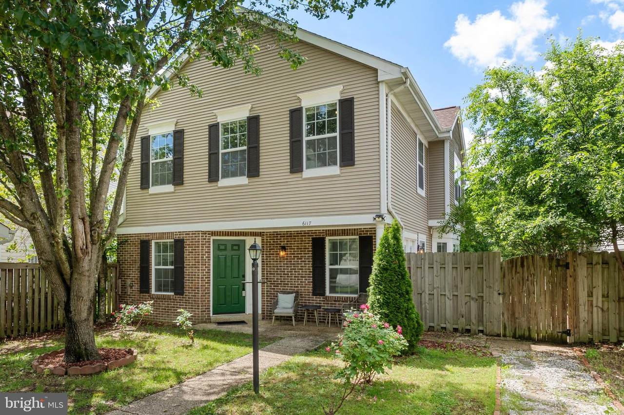 6117 Blue Whale Court - Photo 1