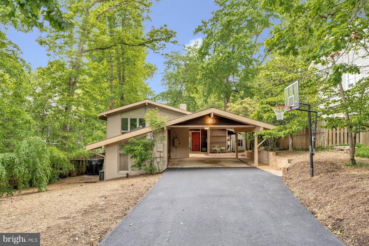 6253 Kensington Street - Photo 1