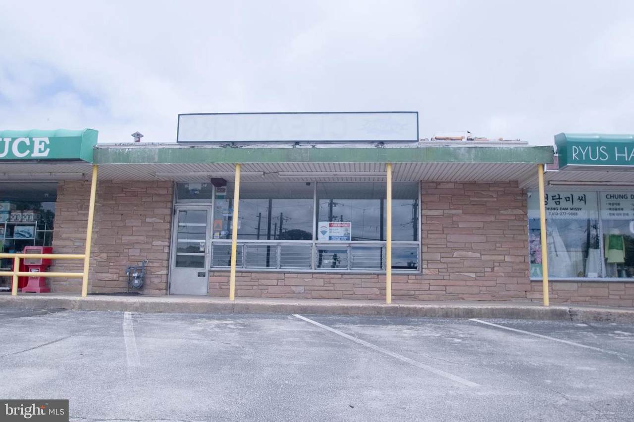 1347 Township Line Road - Photo 1