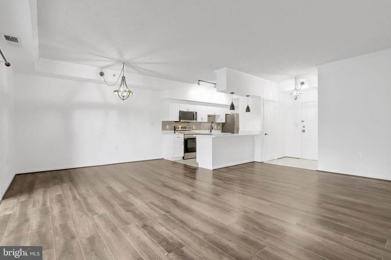 1211 Eads Street - Photo 1