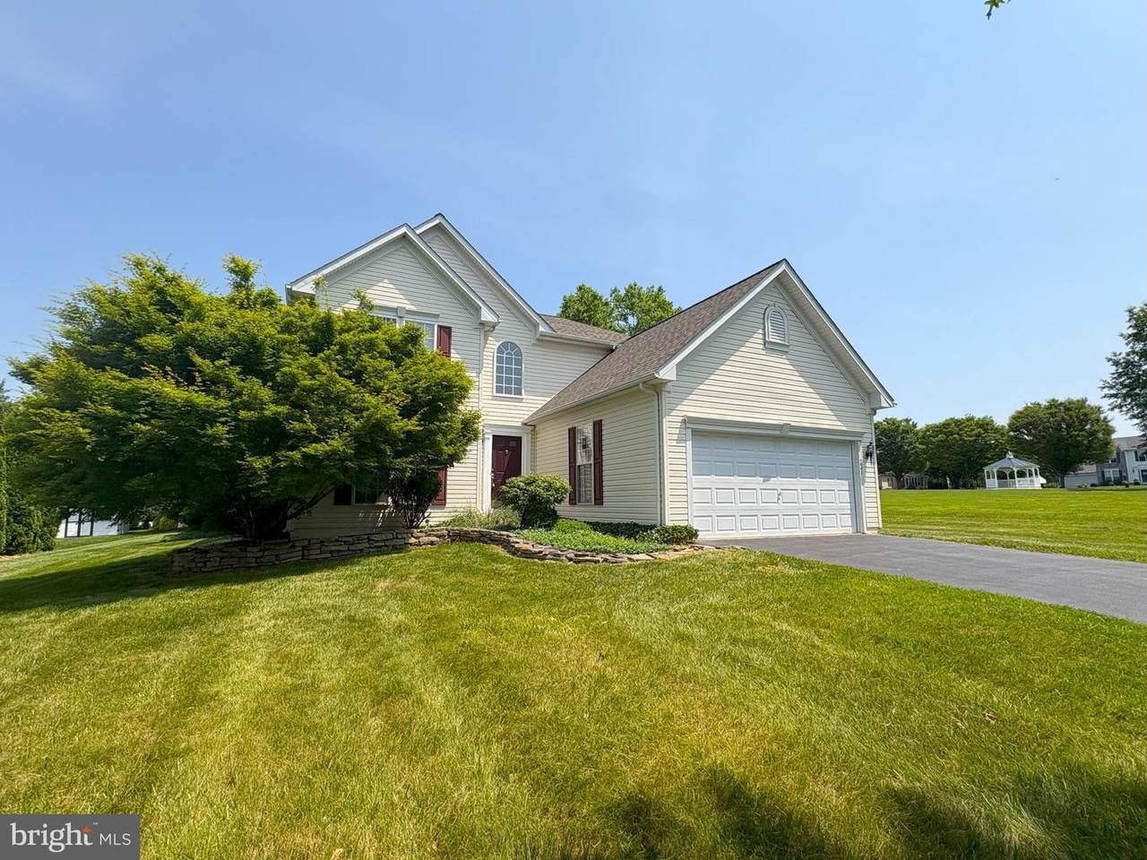 231 Flagstone Circle - Photo 1