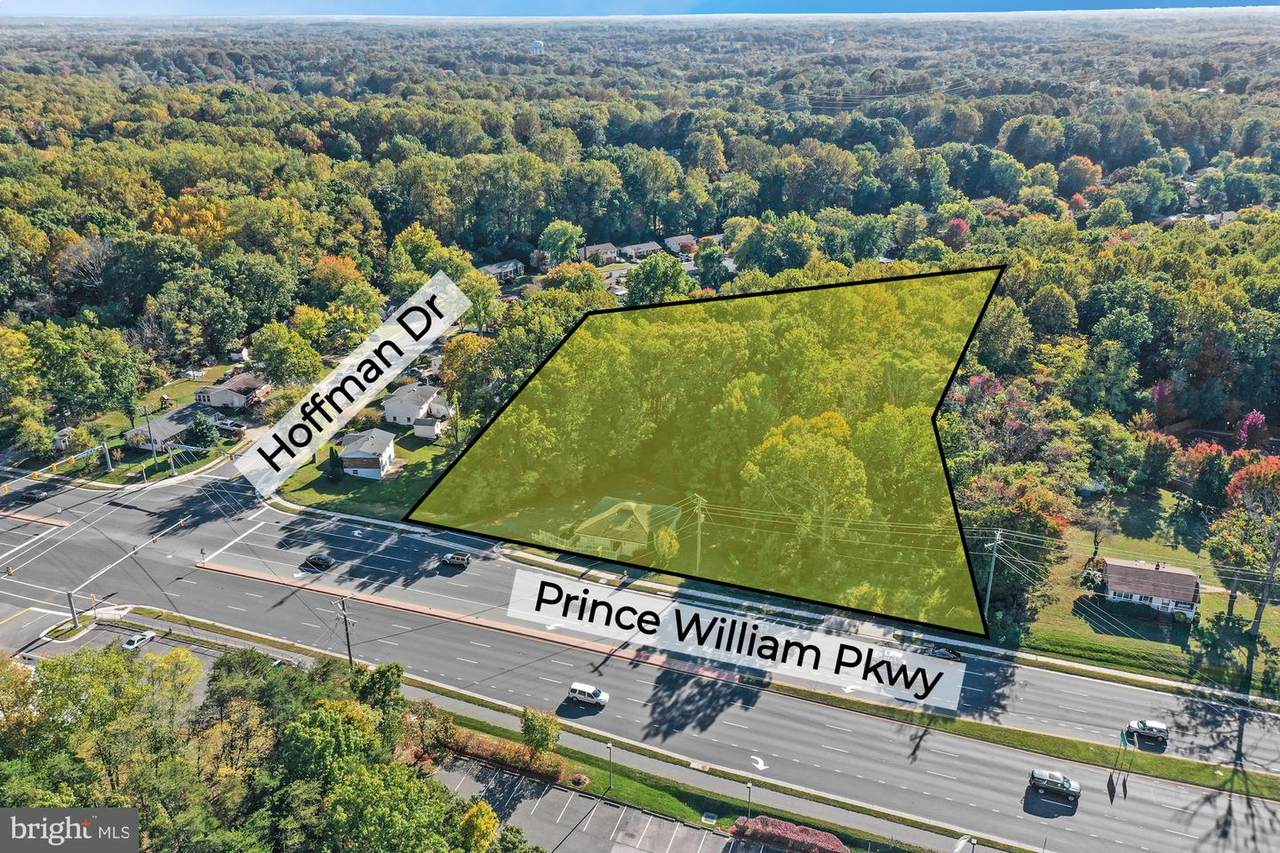 3945 Prince William Parkway - Photo 1
