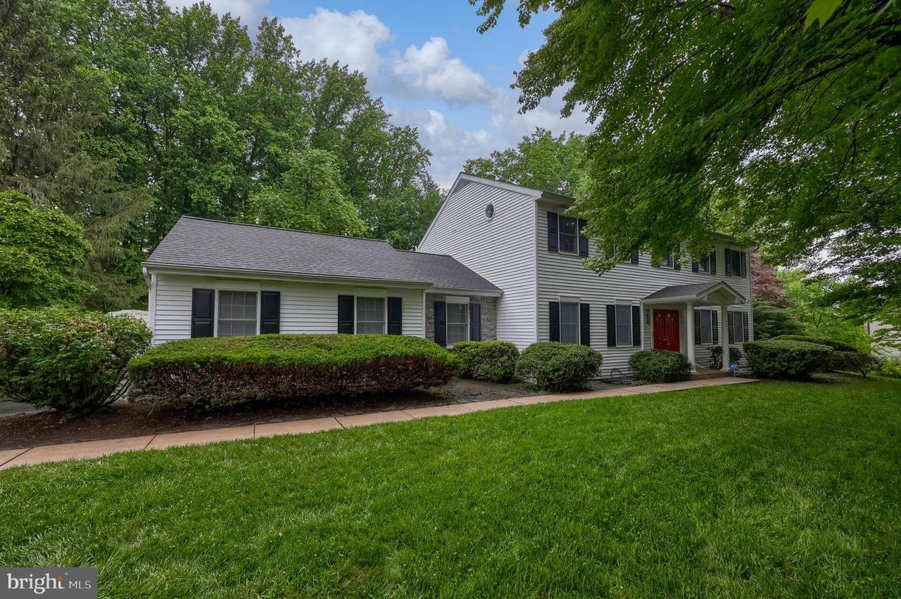 118 Bentley Lane - Photo 1
