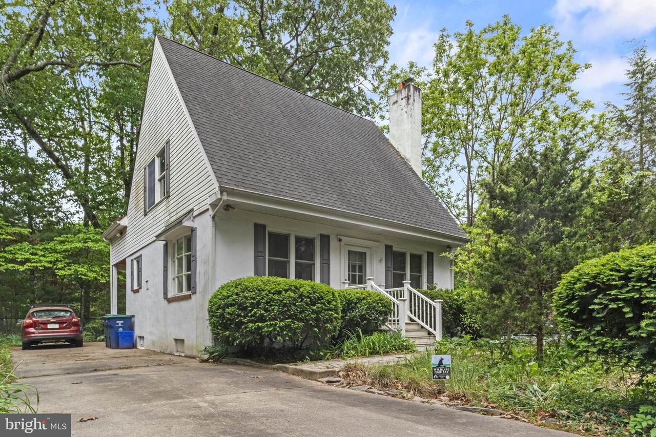 819 Elwood Road - Photo 1