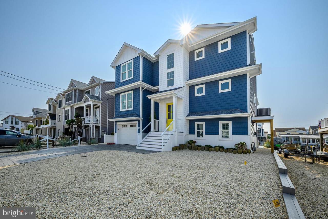 63 Andrew Drive - Photo 1