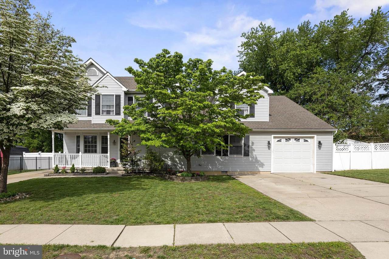 109 Johnson Avenue - Photo 1