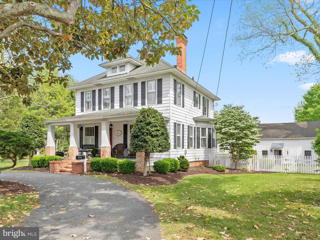 417 Main Street - Photo 1