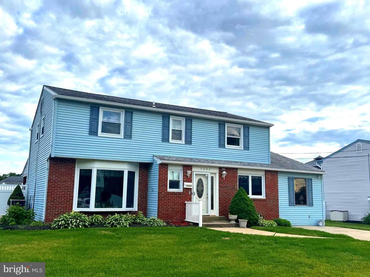 1202 Noreen Drive - Photo 1