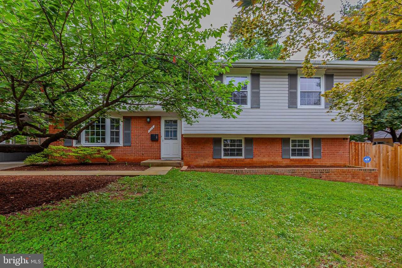 209 Deer Park Road - Photo 1