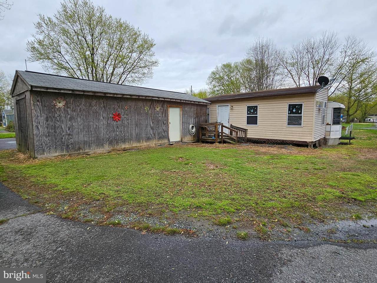 266 Laughing Water Lane - Photo 1