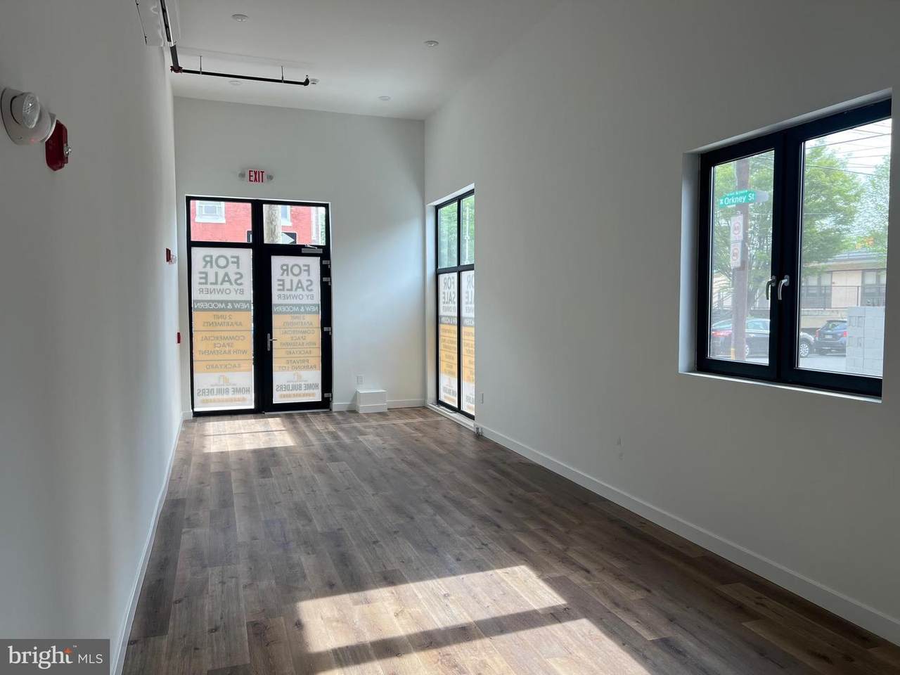 436 Diamond Street - Photo 1