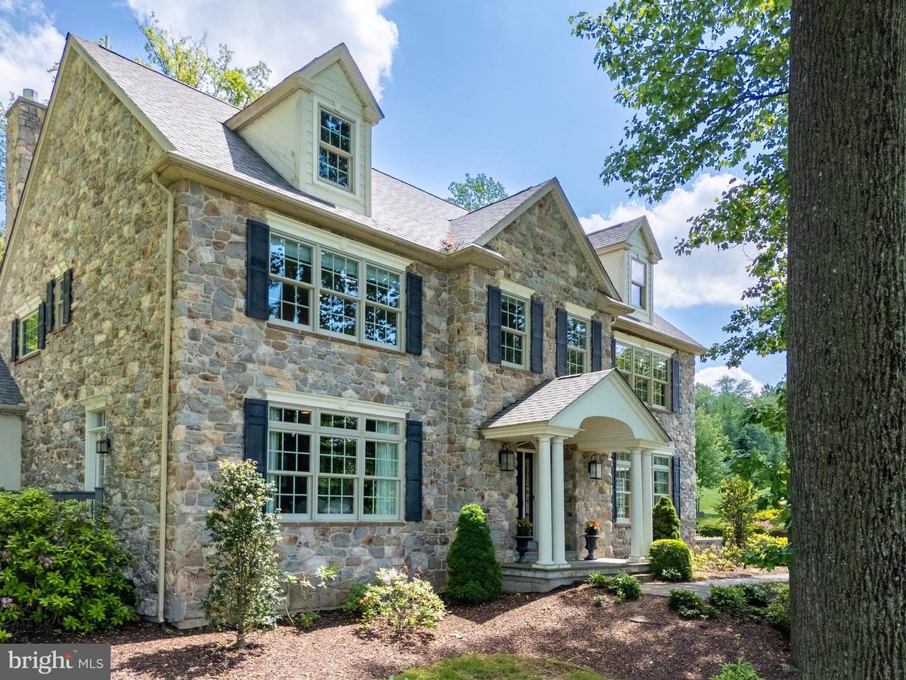 5355 Saucon Ridge Road - Photo 1