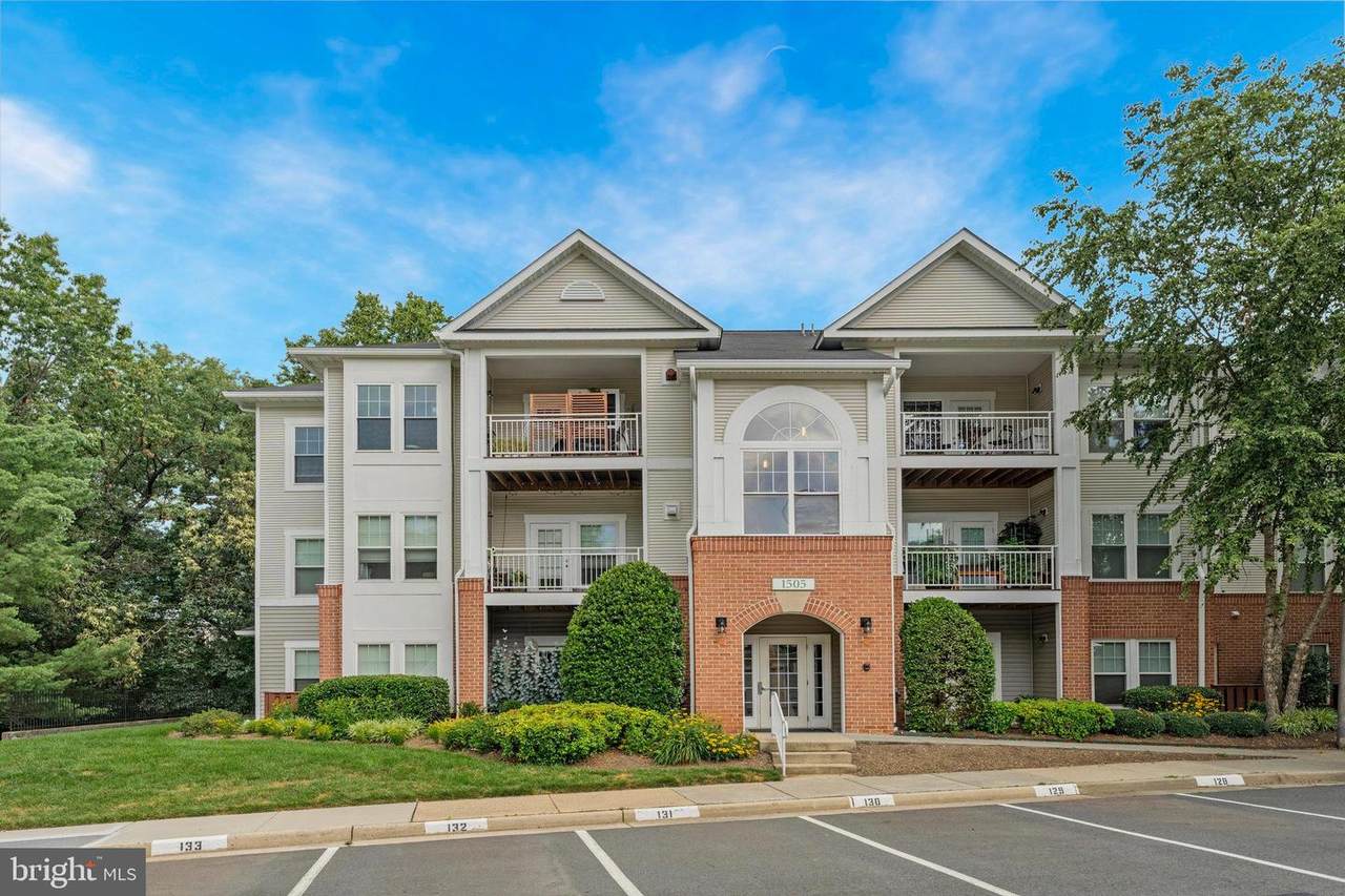 1505 Point Drive - Photo 1